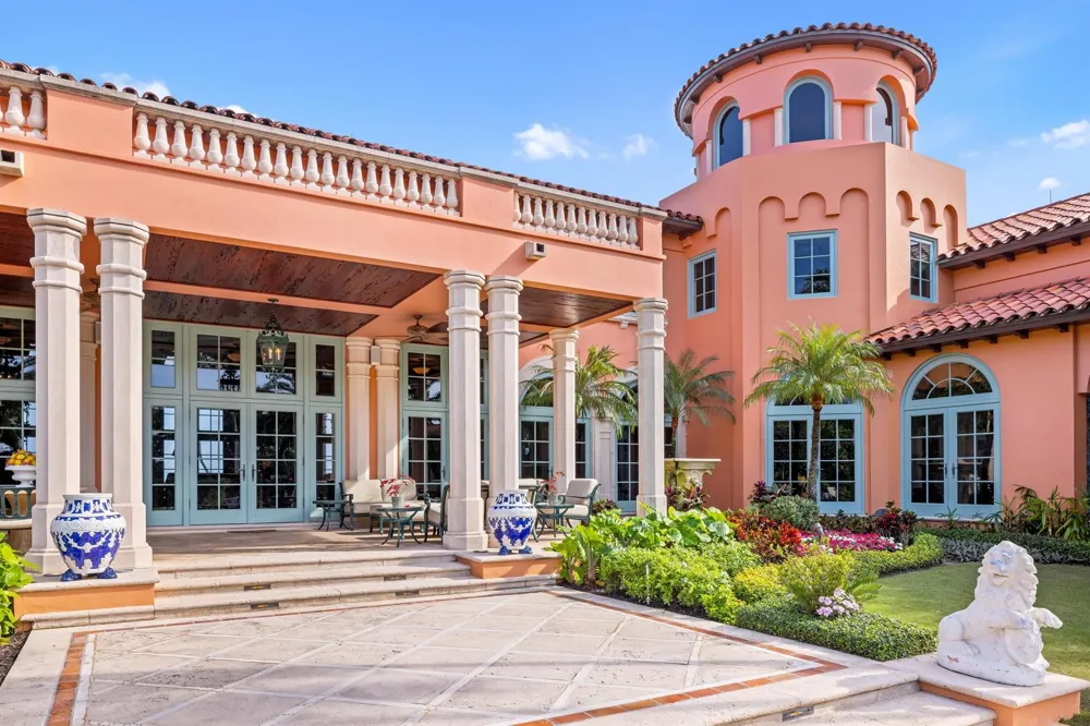 1491 Ocean Boulevard Palm Beach, FL 33480