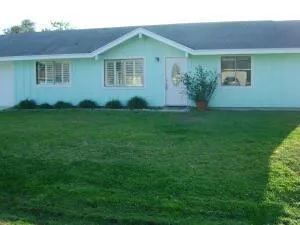 8350 SE Sweetbay Drive Hobe Sound, FL 33455