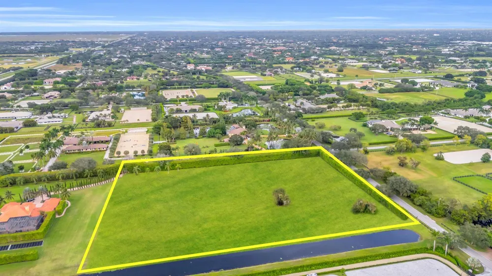 15562 Estancia Lane Wellington, FL 33414