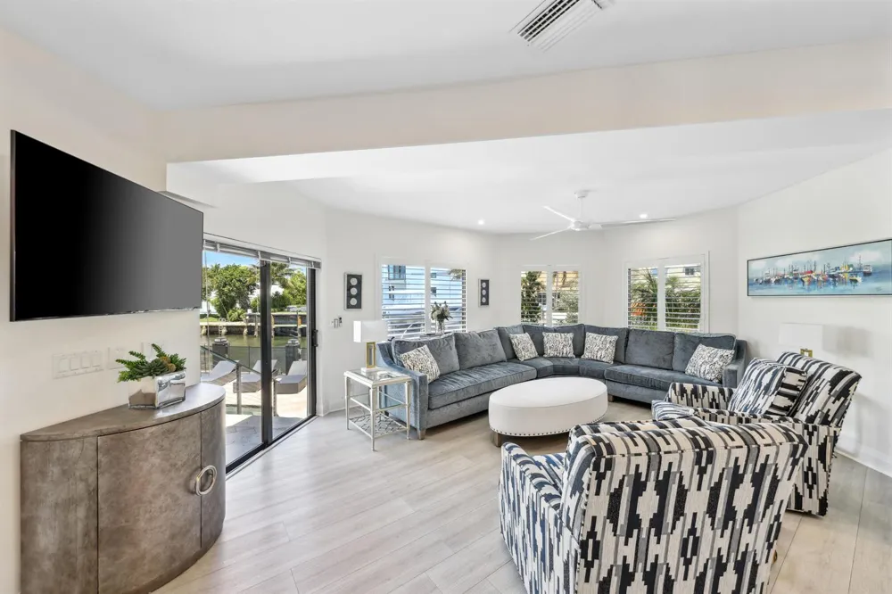 125 Marlin Drive Ocean Ridge, FL 33435