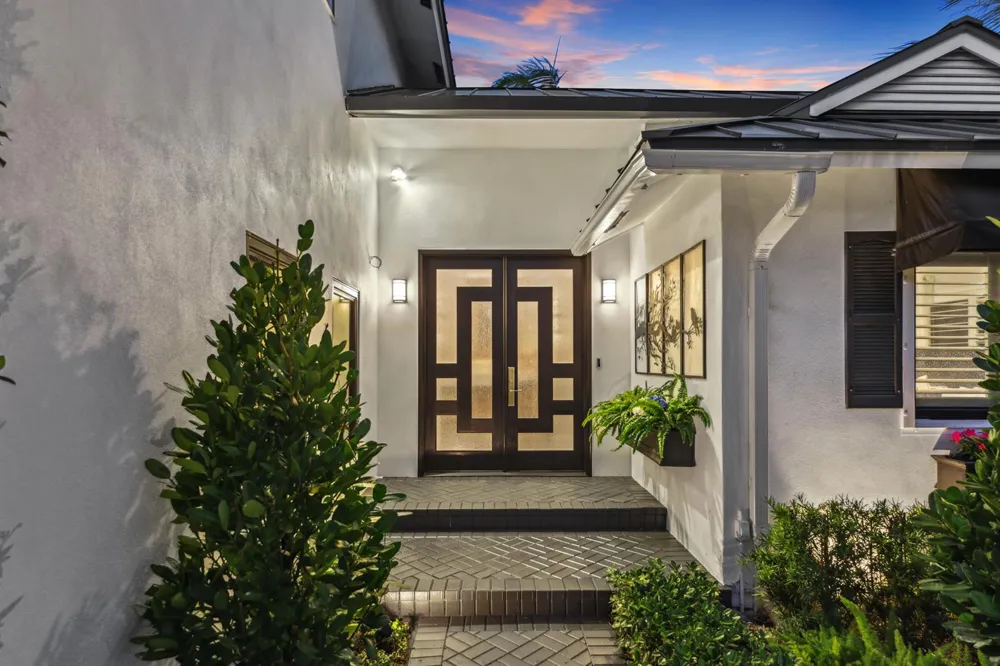 125 Marlin Drive Ocean Ridge, FL 33435