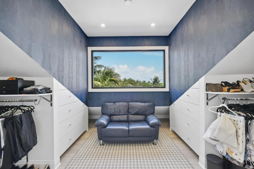 125 Marlin Drive Ocean Ridge, FL 33435