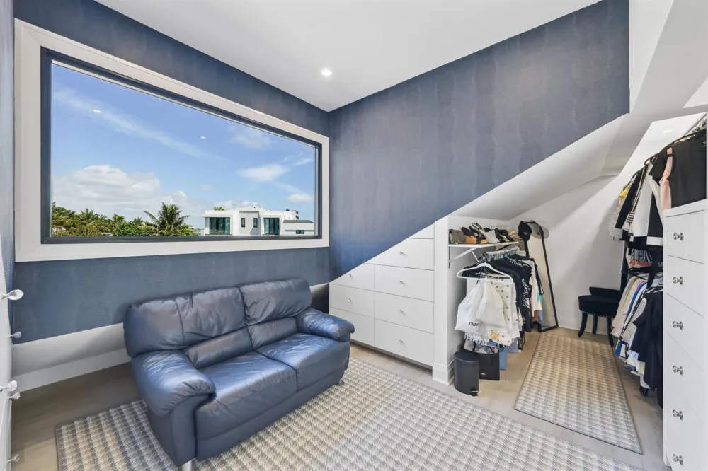 125 Marlin Drive Ocean Ridge, FL 33435