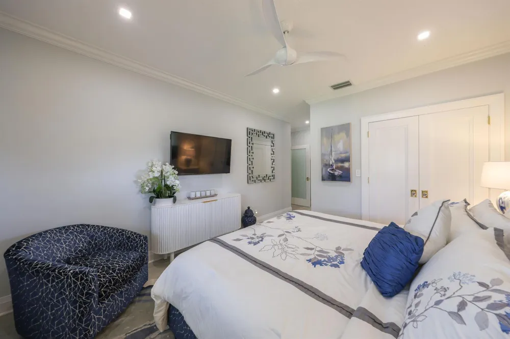 125 Marlin Drive Ocean Ridge, FL 33435