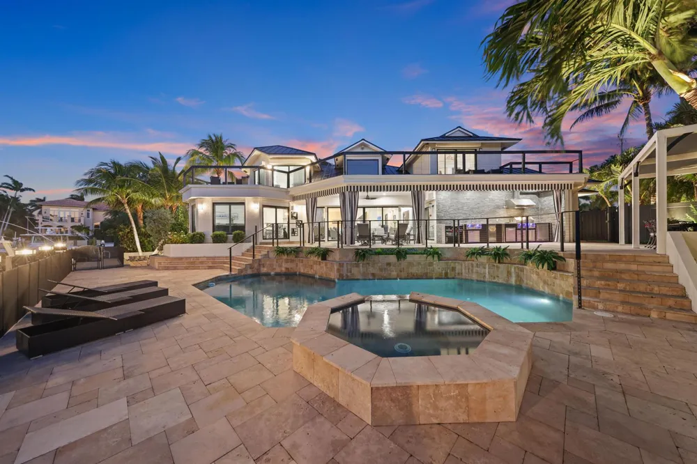 125 Marlin Drive Ocean Ridge, FL 33435