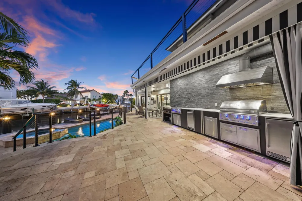 125 Marlin Drive Ocean Ridge, FL 33435