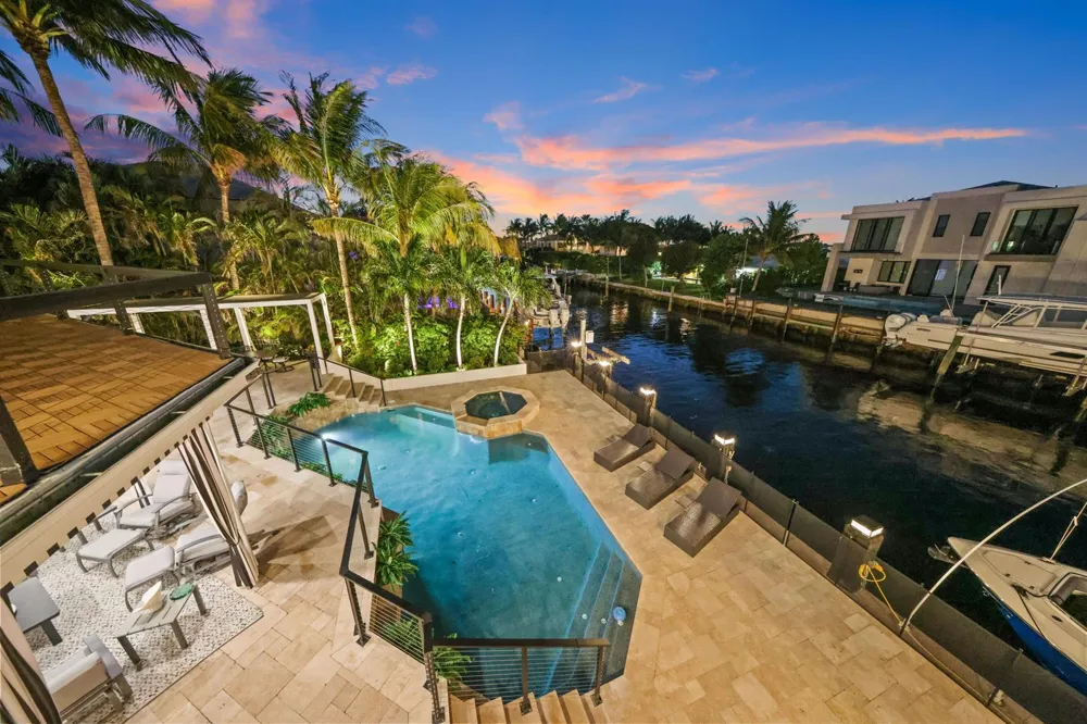 125 Marlin Drive Ocean Ridge, FL 33435