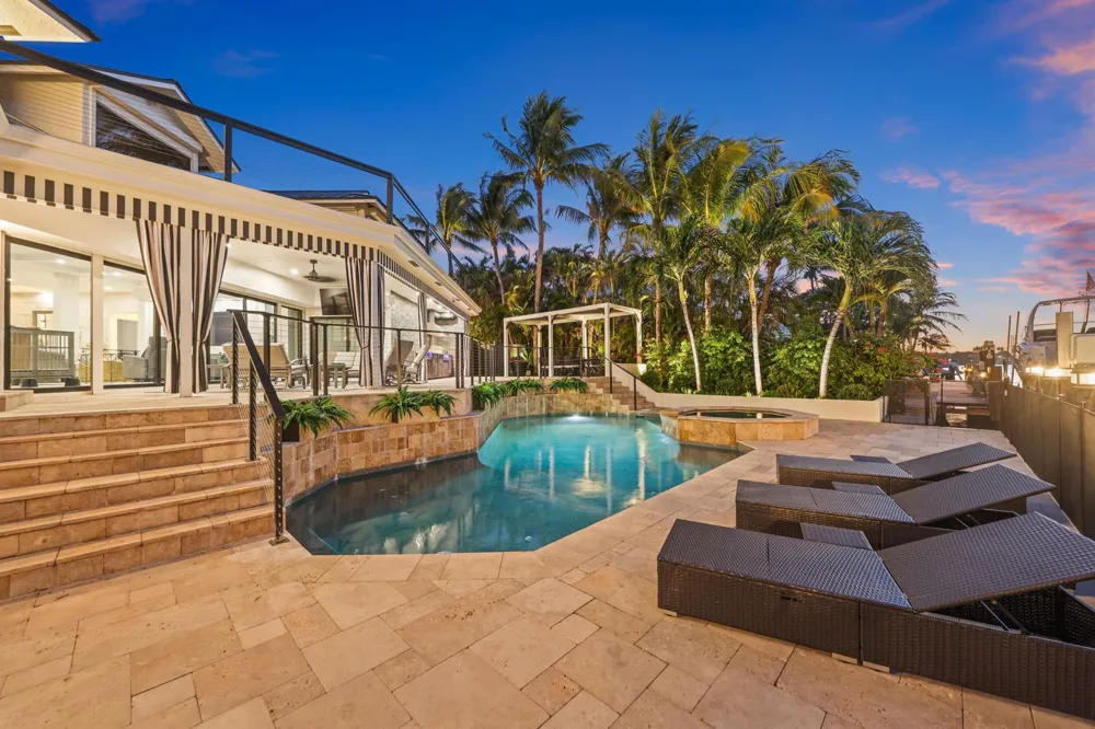 125 Marlin Drive Ocean Ridge, FL 33435