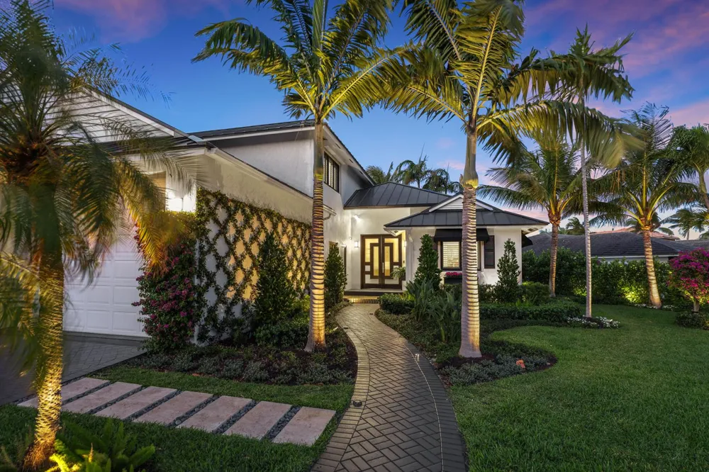 125 Marlin Drive Ocean Ridge, FL 33435