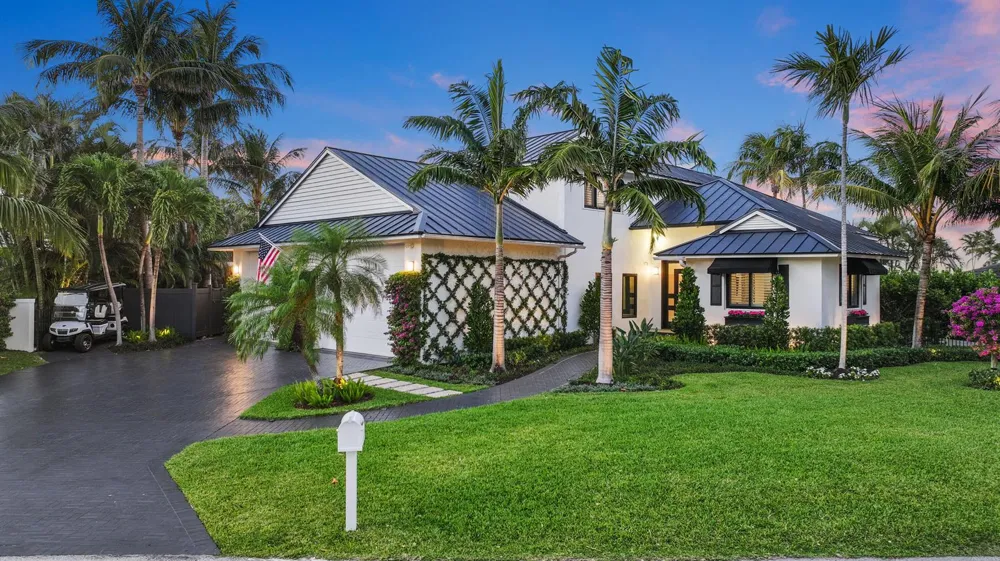 125 Marlin Drive Ocean Ridge, FL 33435