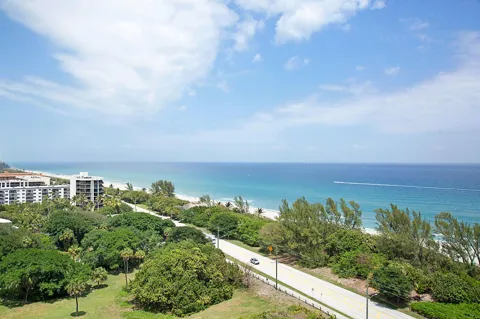 2121 Ocean Boulevard #1208e
