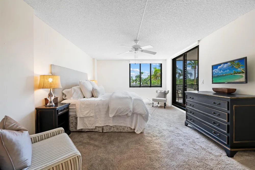 3420 S Ocean Boulevard #3p Highland Beach, FL 33487