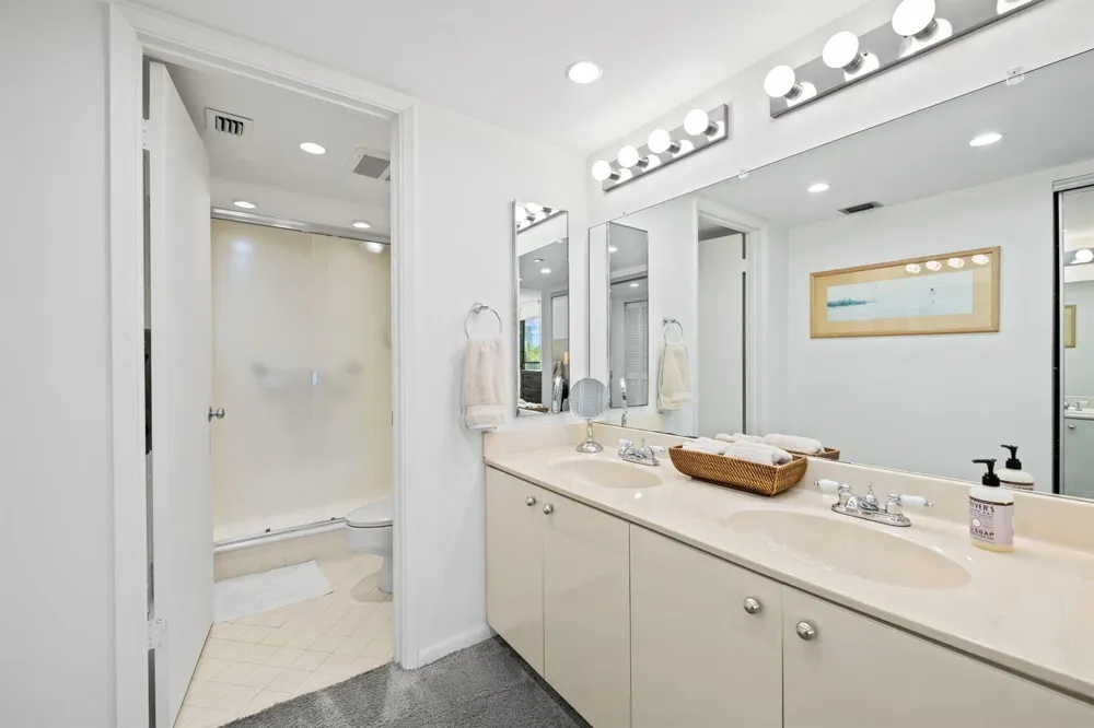 3420 S Ocean Boulevard #3p Highland Beach, FL 33487