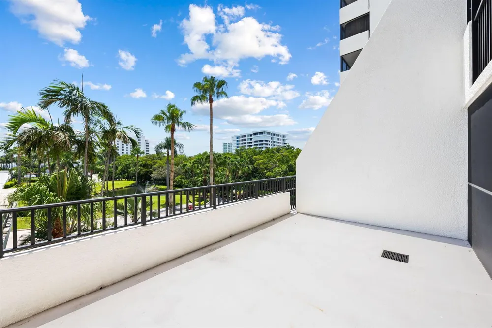 3420 S Ocean Boulevard #3p Highland Beach, FL 33487