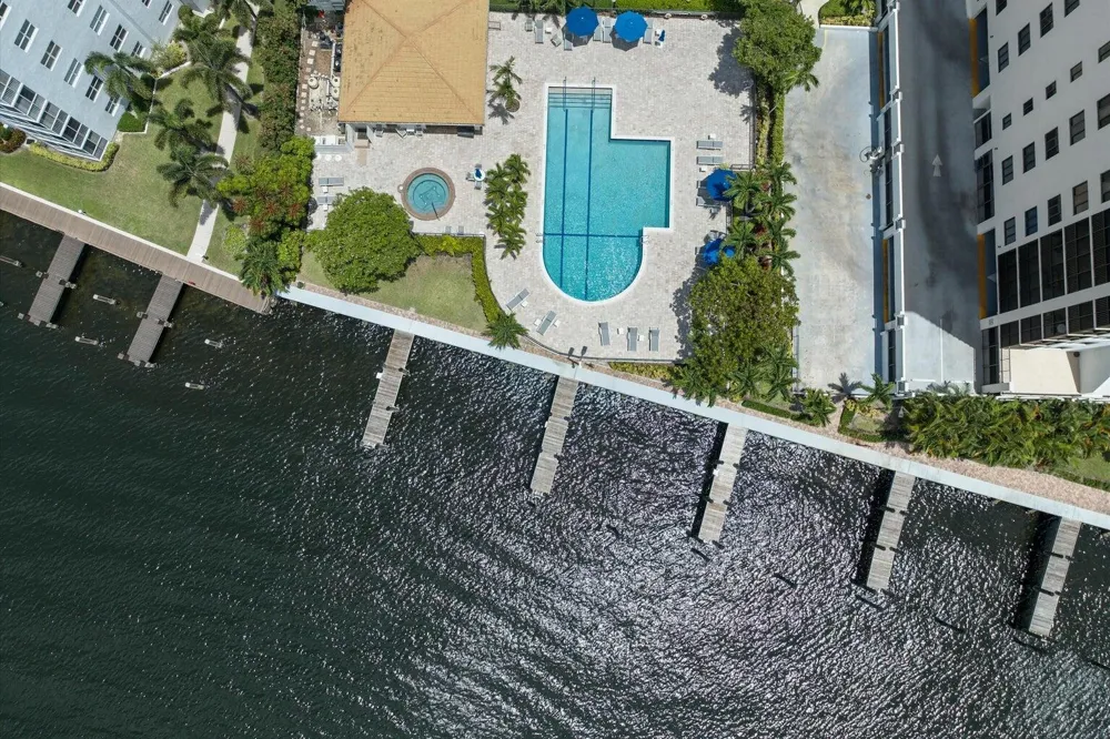 3420 S Ocean Boulevard #3p Highland Beach, FL 33487