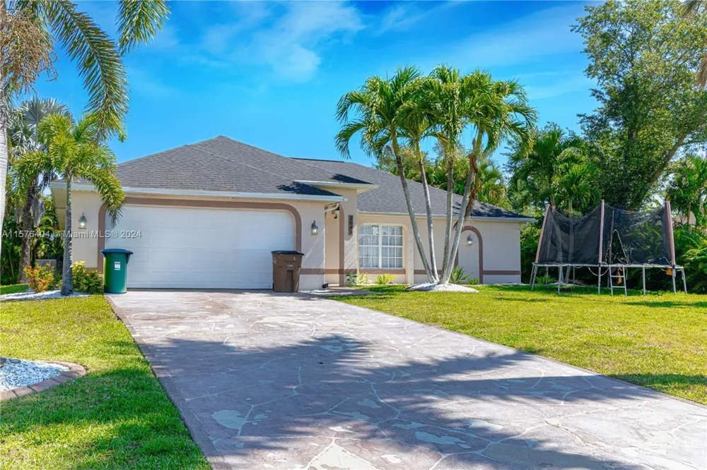 2043 NW 6th Terrace Cape Coral, FL 33993