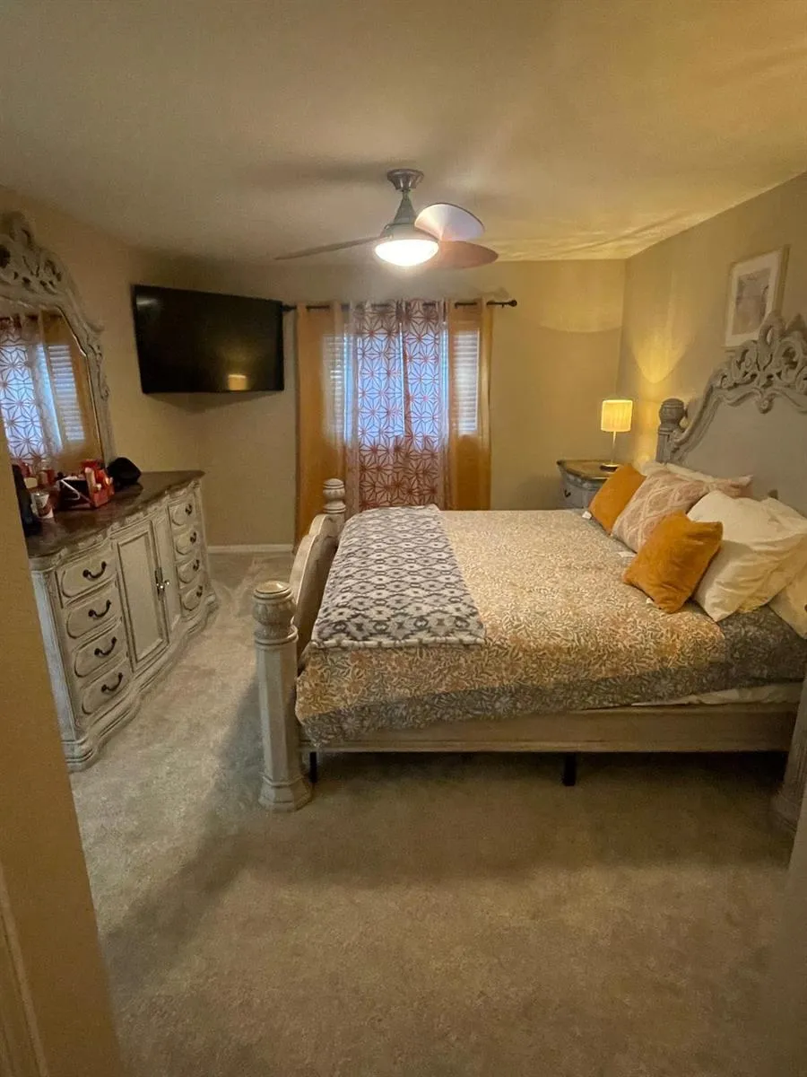 2043 NW 6th Terrace Cape Coral, FL 33993