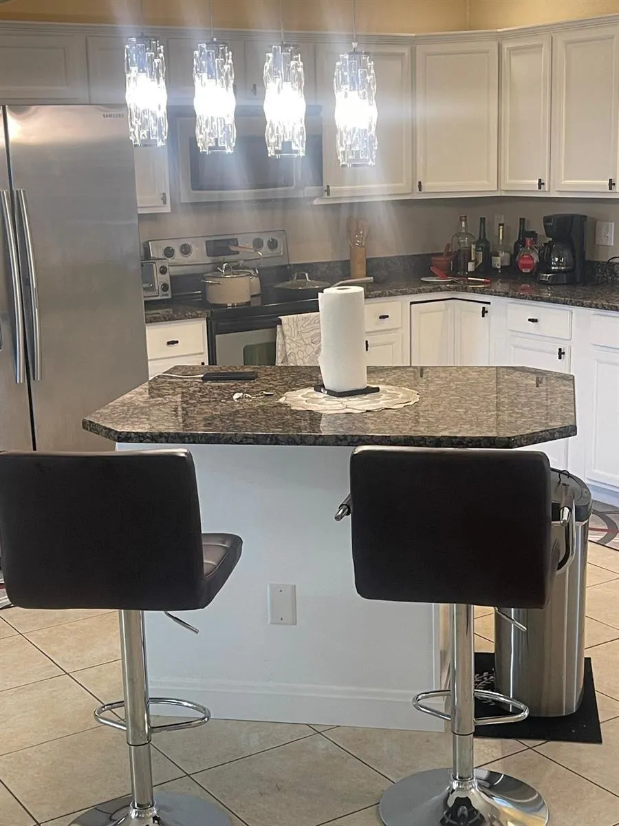 2043 NW 6th Terrace Cape Coral, FL 33993