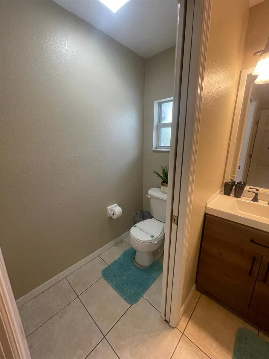 2043 NW 6th Terrace Cape Coral, FL 33993