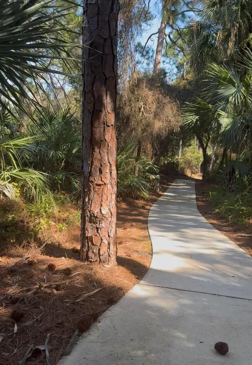 104 NE Charleston Oaks Drive Port St. Lucie, FL 34983