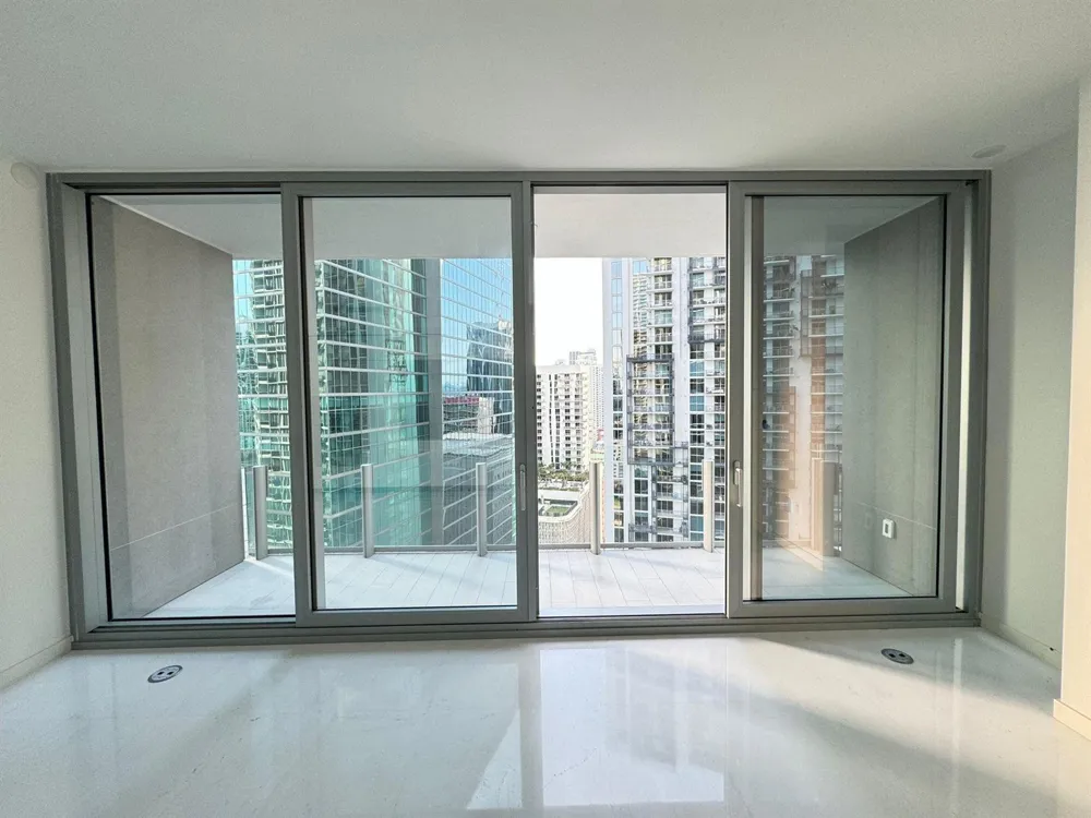 300 Biscayne Blvd Way #2508 Miami, FL 33131