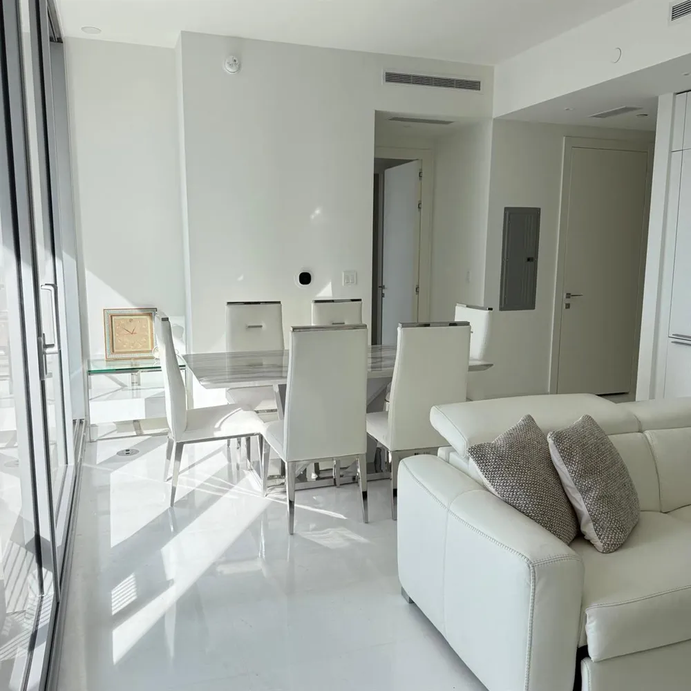 300 Biscayne Blvd Way #2508 Miami, FL 33131