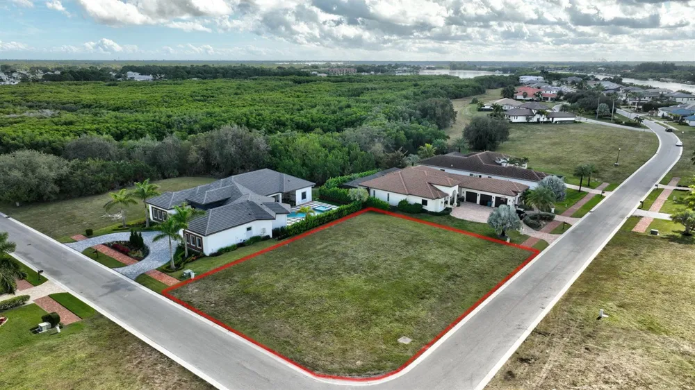 183 SE Via Terra Bella Port St. Lucie, FL 34952