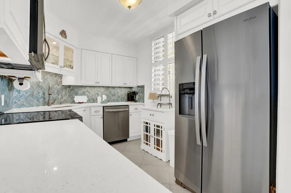 132 Lakeshore Drive #617 North Palm Beach, FL 33408