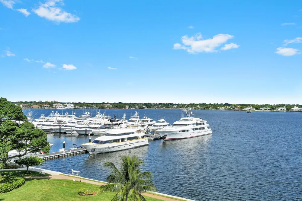132 Lakeshore Drive #617 North Palm Beach, FL 33408