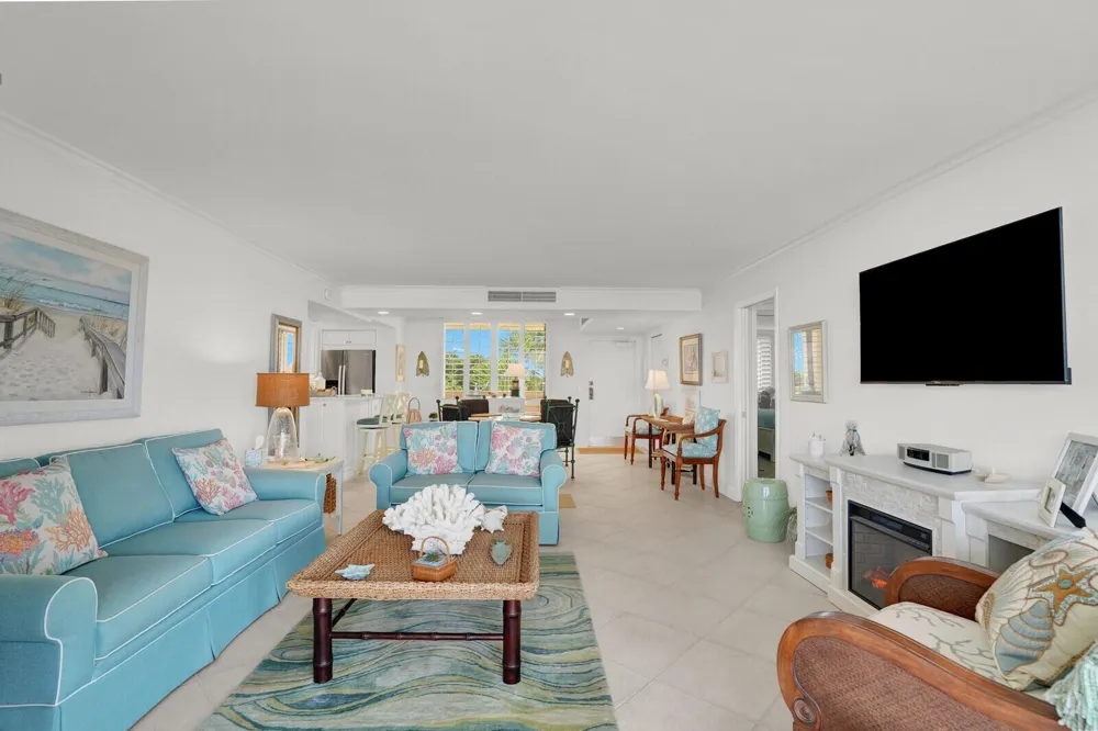 132 Lakeshore Drive #617 North Palm Beach, FL 33408
