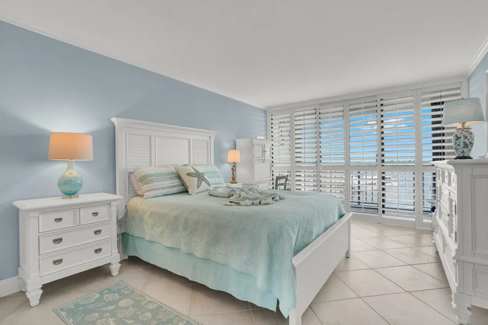 132 Lakeshore Drive #617 North Palm Beach, FL 33408