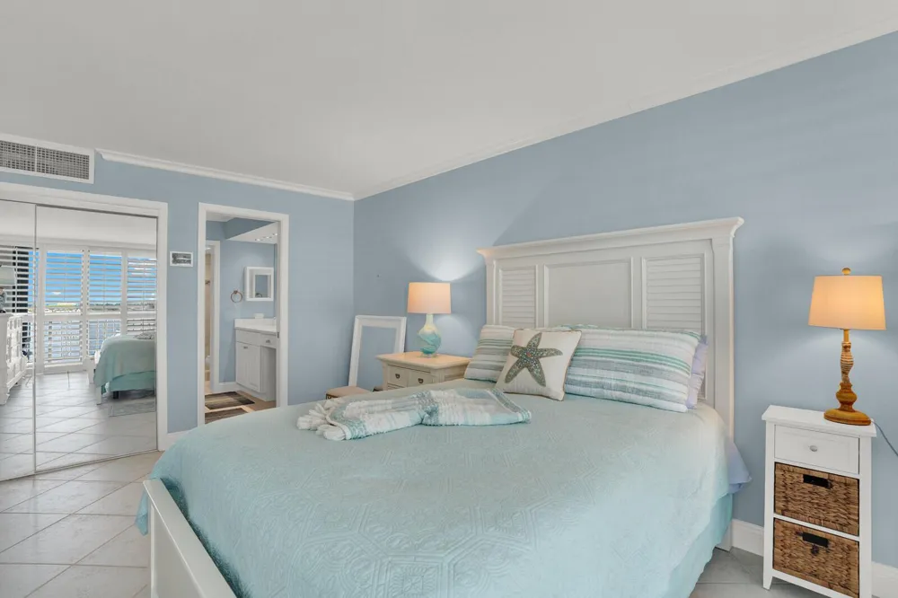 132 Lakeshore Drive #617 North Palm Beach, FL 33408