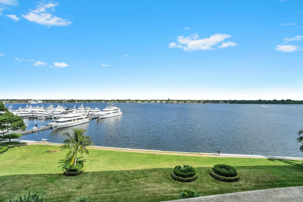 132 Lakeshore Drive #617 North Palm Beach, FL 33408