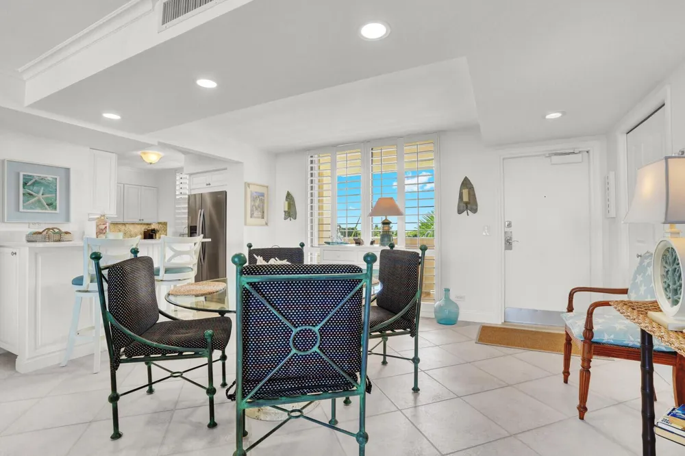 132 Lakeshore Drive #617 North Palm Beach, FL 33408
