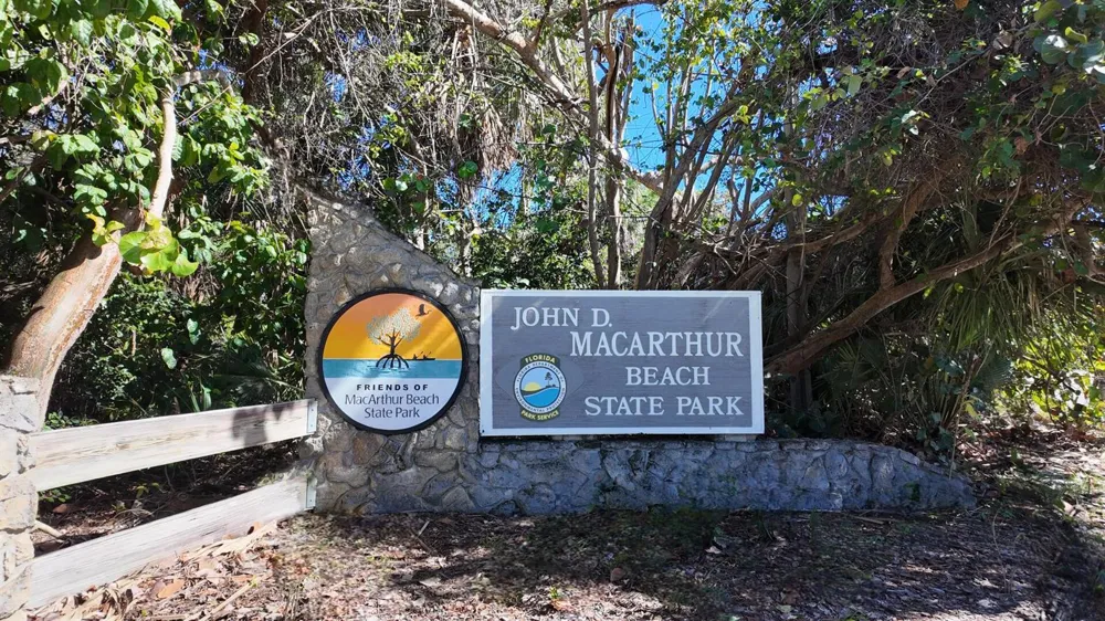 132 Lakeshore Drive #617 North Palm Beach, FL 33408