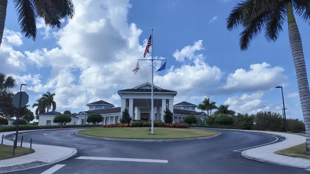 132 Lakeshore Drive #617 North Palm Beach, FL 33408