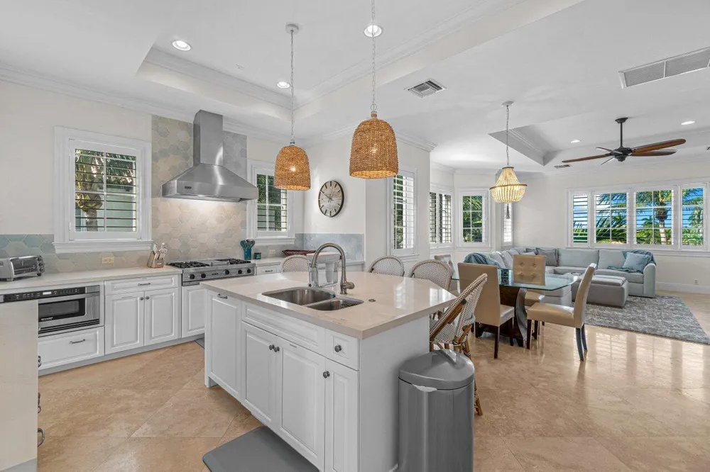6103 Ocean Boulevard Ocean Ridge, FL 33435