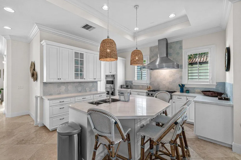 6103 Ocean Boulevard Ocean Ridge, FL 33435