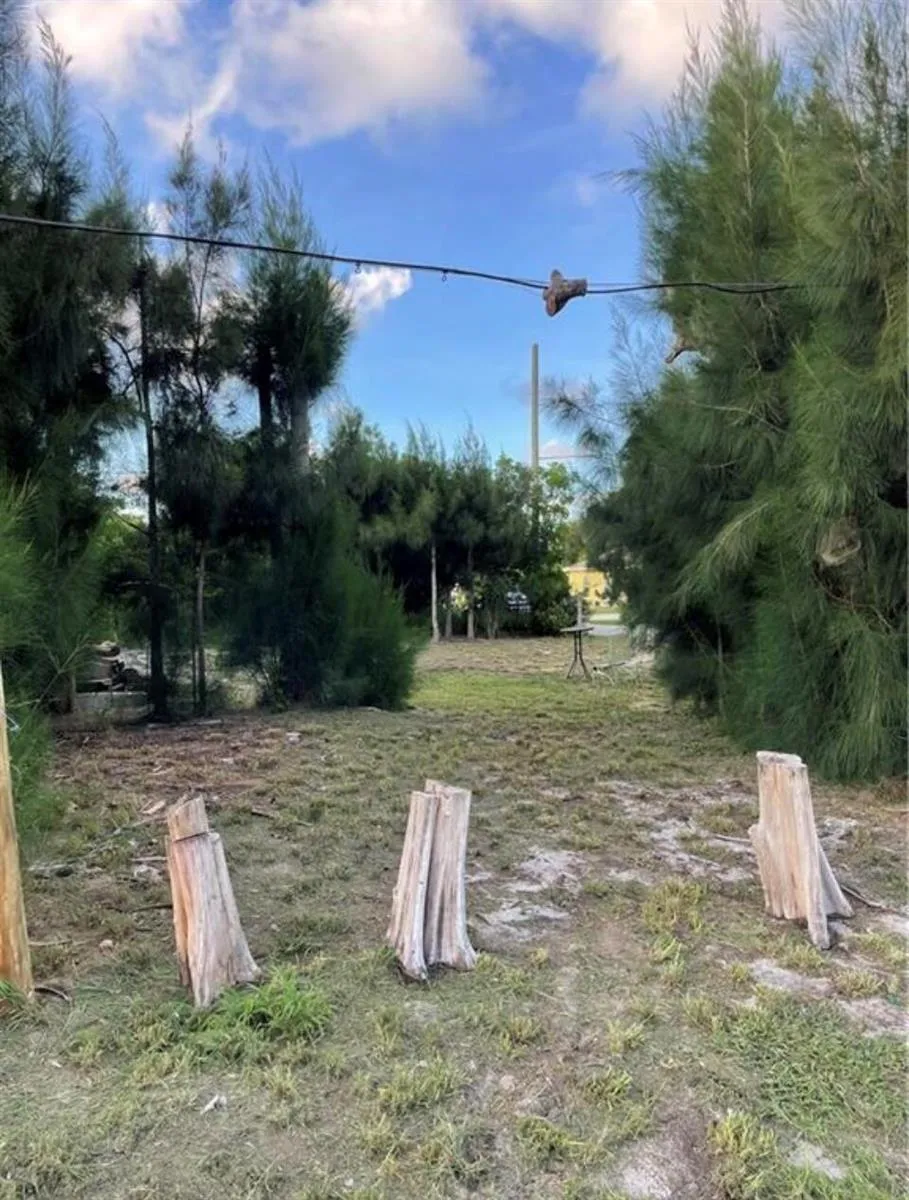 2432 42nd Street Vero Beach, FL 32967