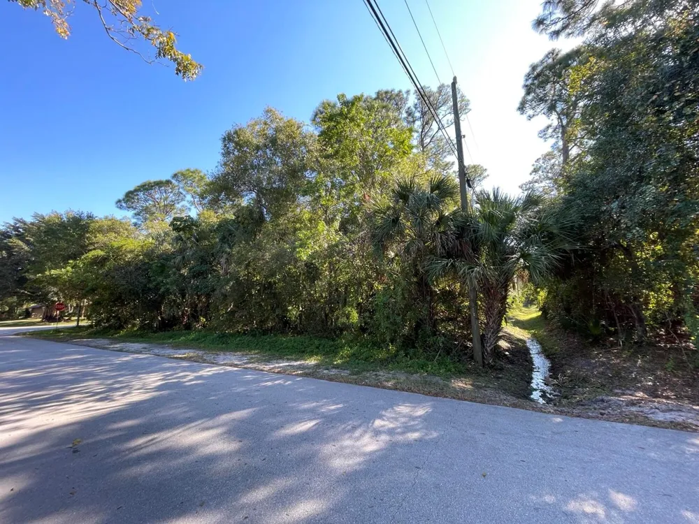 4595 57th Avenue Vero Beach, FL 32967