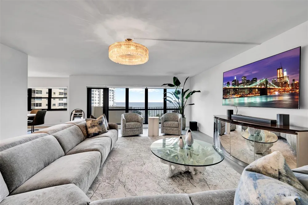 5100 Ocean Boulevard #1016 Lauderdale By The Sea, FL 33308