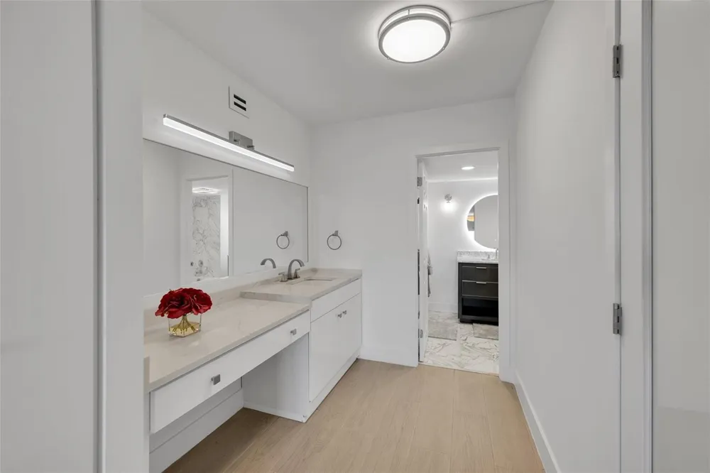 5100 Ocean Boulevard #1016 Lauderdale By The Sea, FL 33308