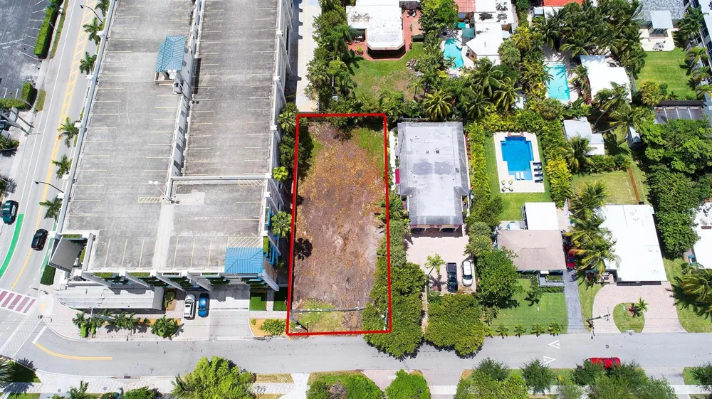 1956 NE 2nd Street Deerfield Beach, FL 33441
