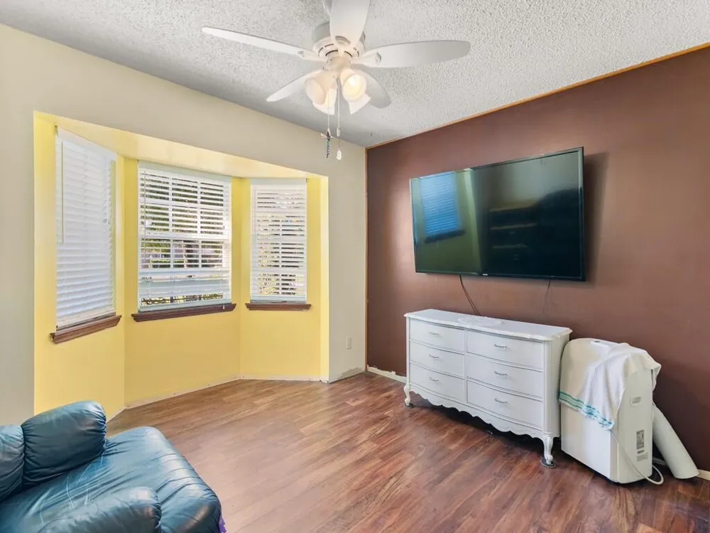 6130 60th Court Vero Beach, FL 32967