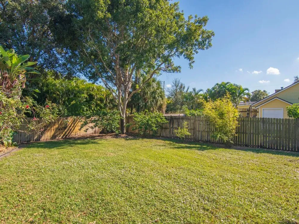6130 60th Court Vero Beach, FL 32967