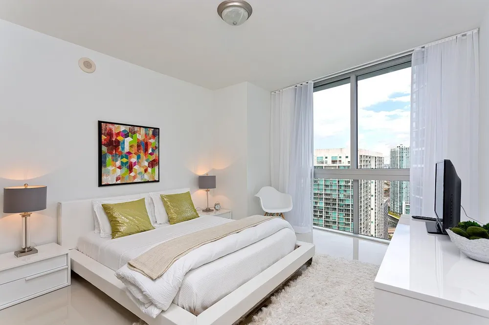 495 Brickell Avenue #4010 Miami, FL 33131