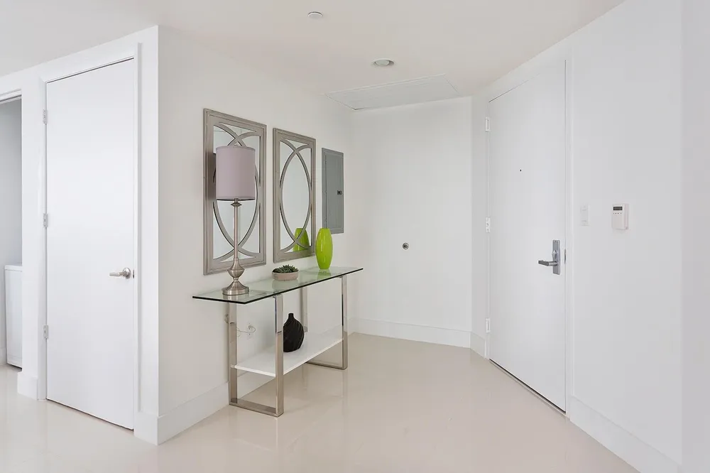495 Brickell Avenue #4010 Miami, FL 33131