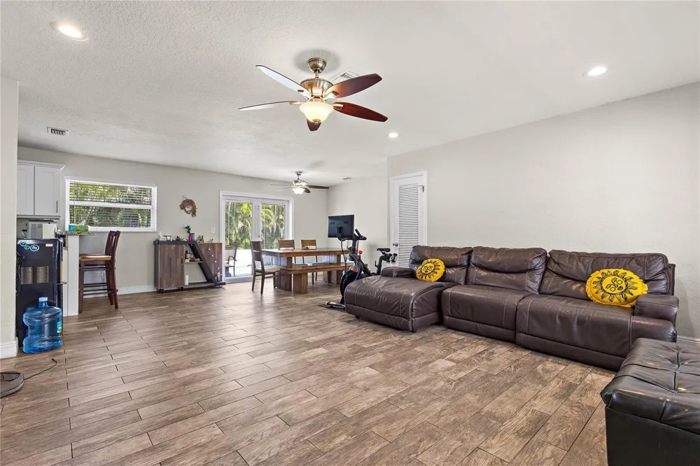 5160 NE 18th Terrace Fort Lauderdale, FL 33308