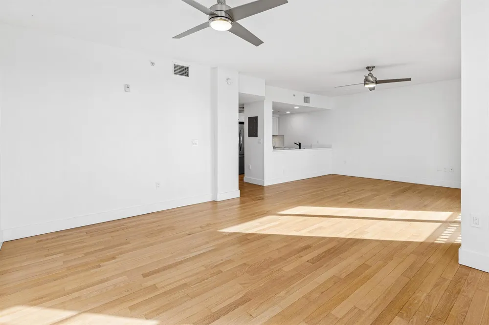 511 Lucerne Avenue #416 