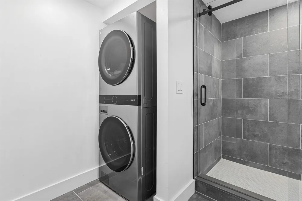 511 Lucerne Avenue #416 